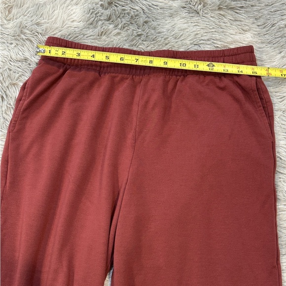 Max & Mia Burgundy Lounge Set - Picture 7 of 9